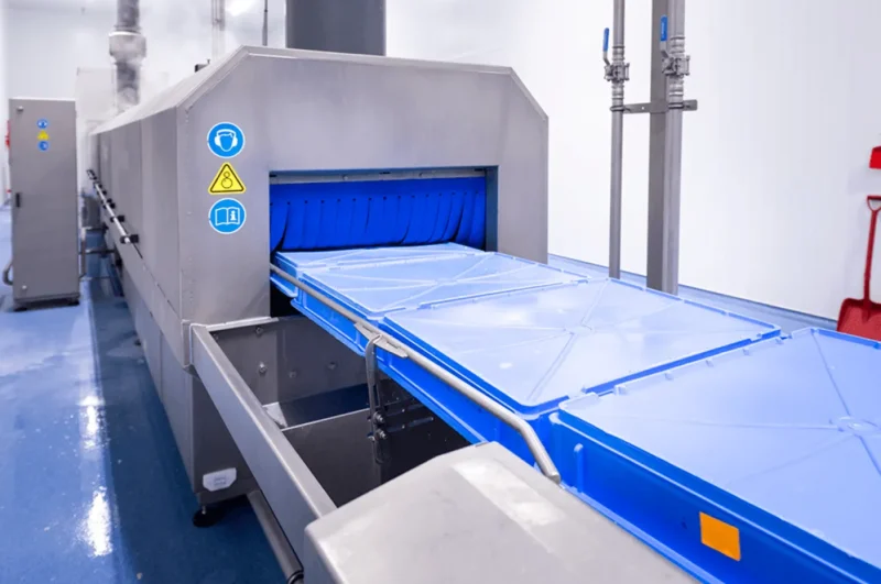 Higiene en el establecimiento de panadería: la importancia de la limpieza de las cajas de pan Broban