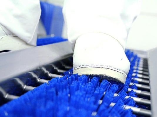 Sole cleaning and hand disinfection
