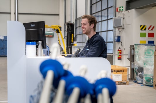 team magazijn werken bij Elpress