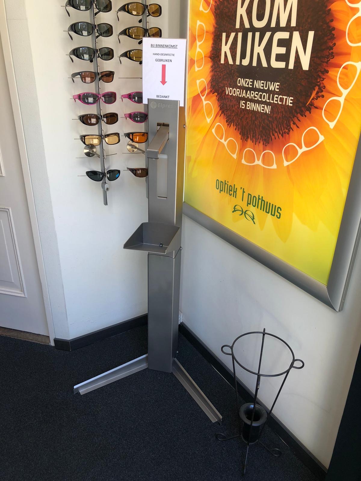 Dispenser station