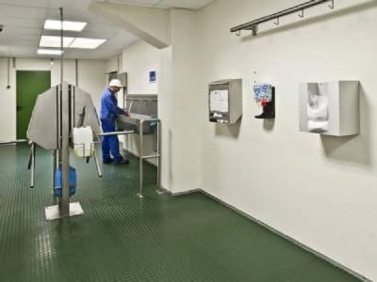 Elpress - reference - Rasting Fleisch - access control